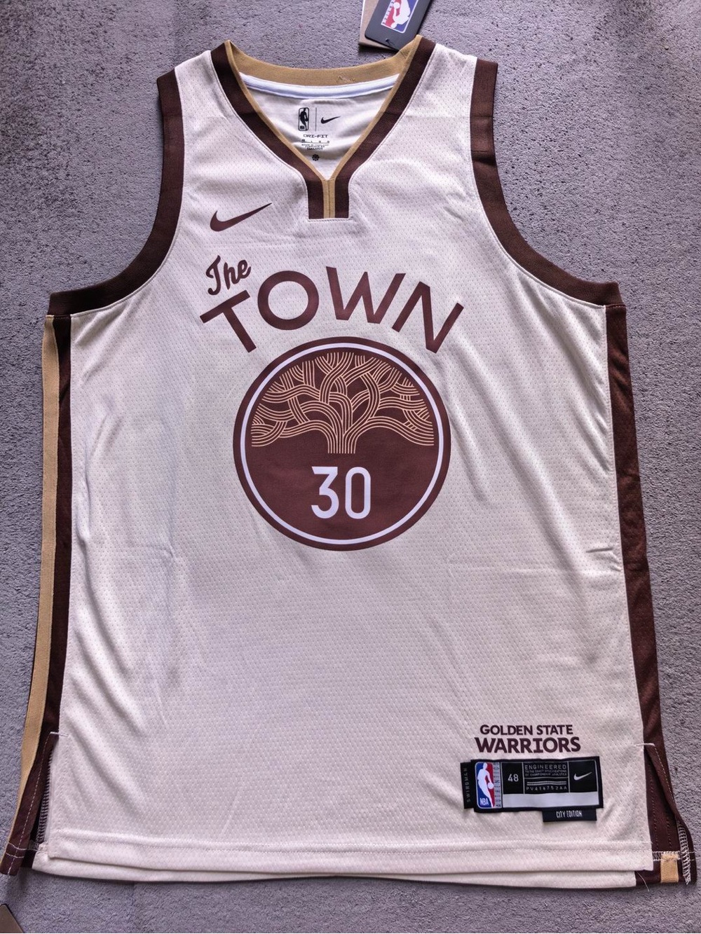 NIKE 2025-26 Golden State Warriors Stephen Curry The Town Swingman Jersey Size L